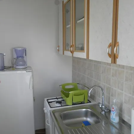 Apartment Par Pirovac